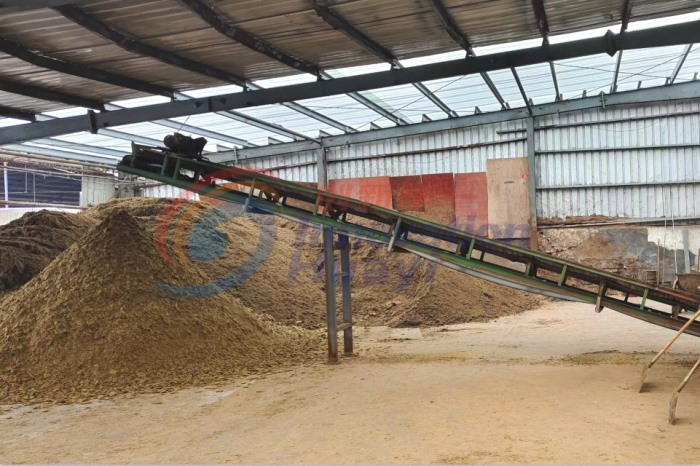 上海某奶牛場牛糞處理1.5m帶式壓濾機安裝現(xiàn)場